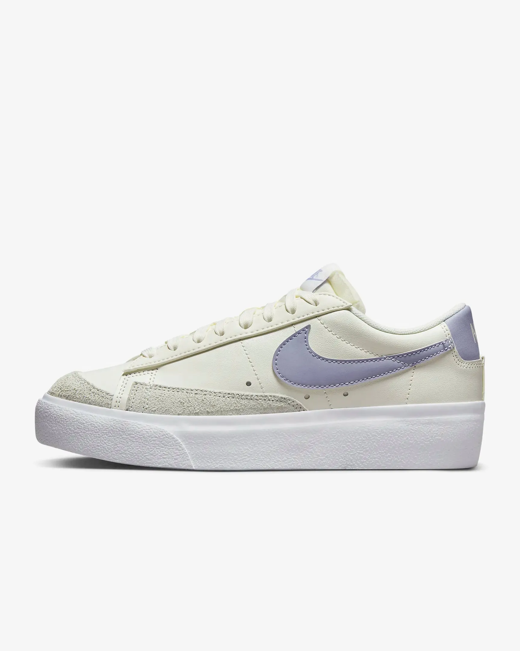 Nike - Women - Blazer Low Platform - Sail/Indigo Haze