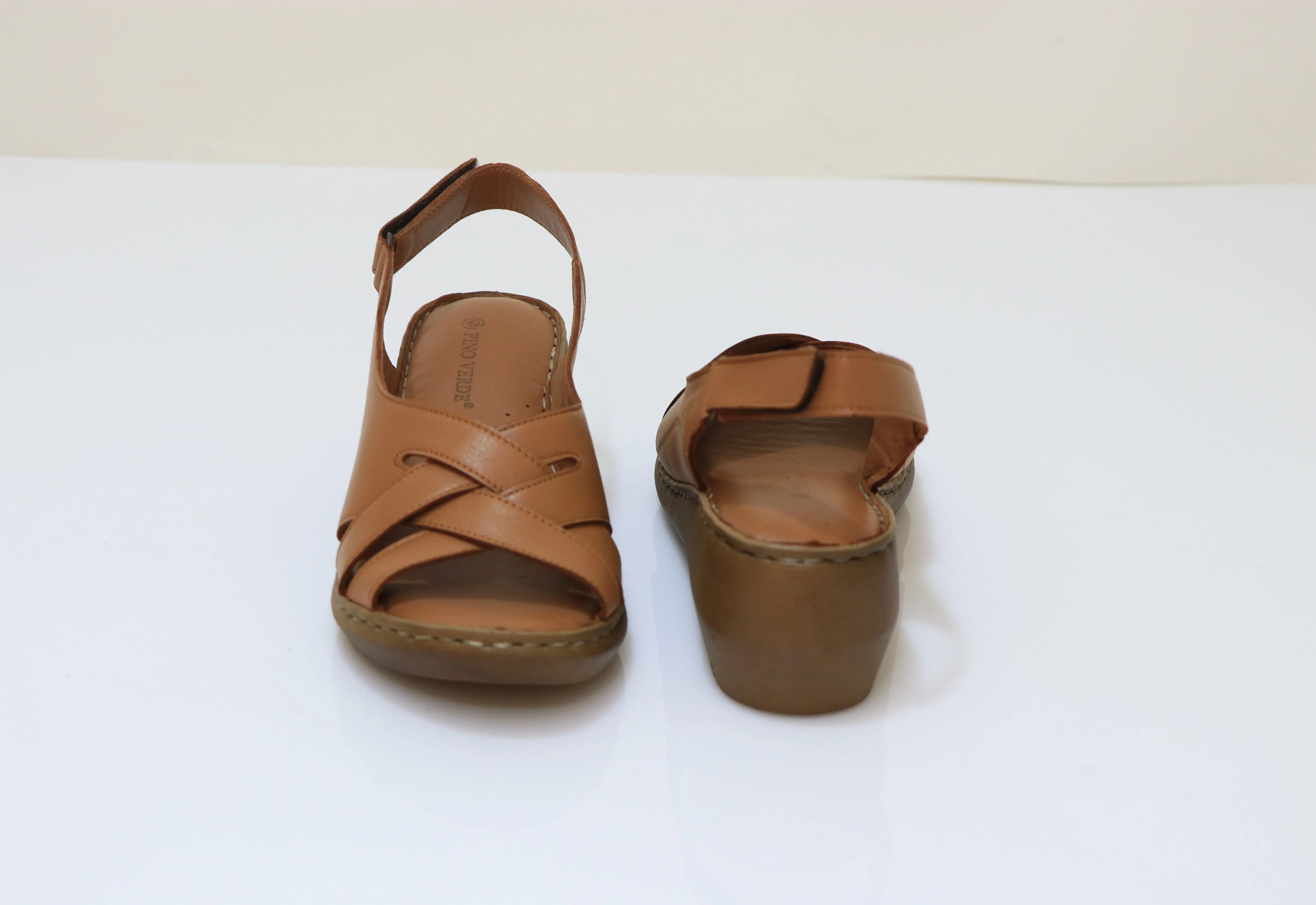 PINO VERDE Wedge Sandals